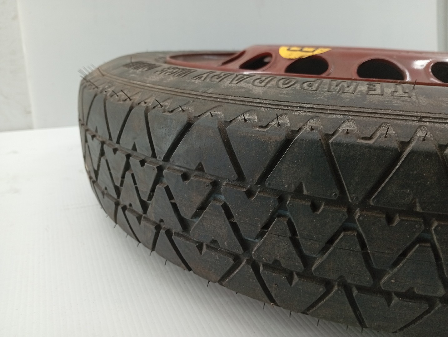 Pneu Suplente ALFA ROMEO 156 (932_) | 97 - 05 Imagem-2