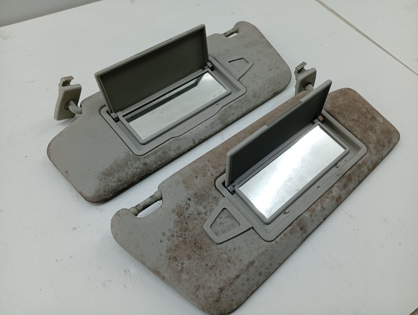 Palas de sol direita e esquerda MERCEDES-BENZ C-CLASS (W204) | 07 - 15 Imagem-1