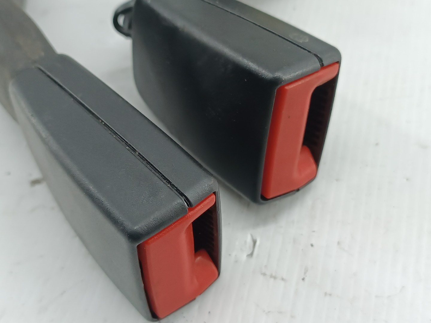 Cintos traseiros MERCEDES-BENZ C-CLASS (W204) | 07 - 15 Imagem-3