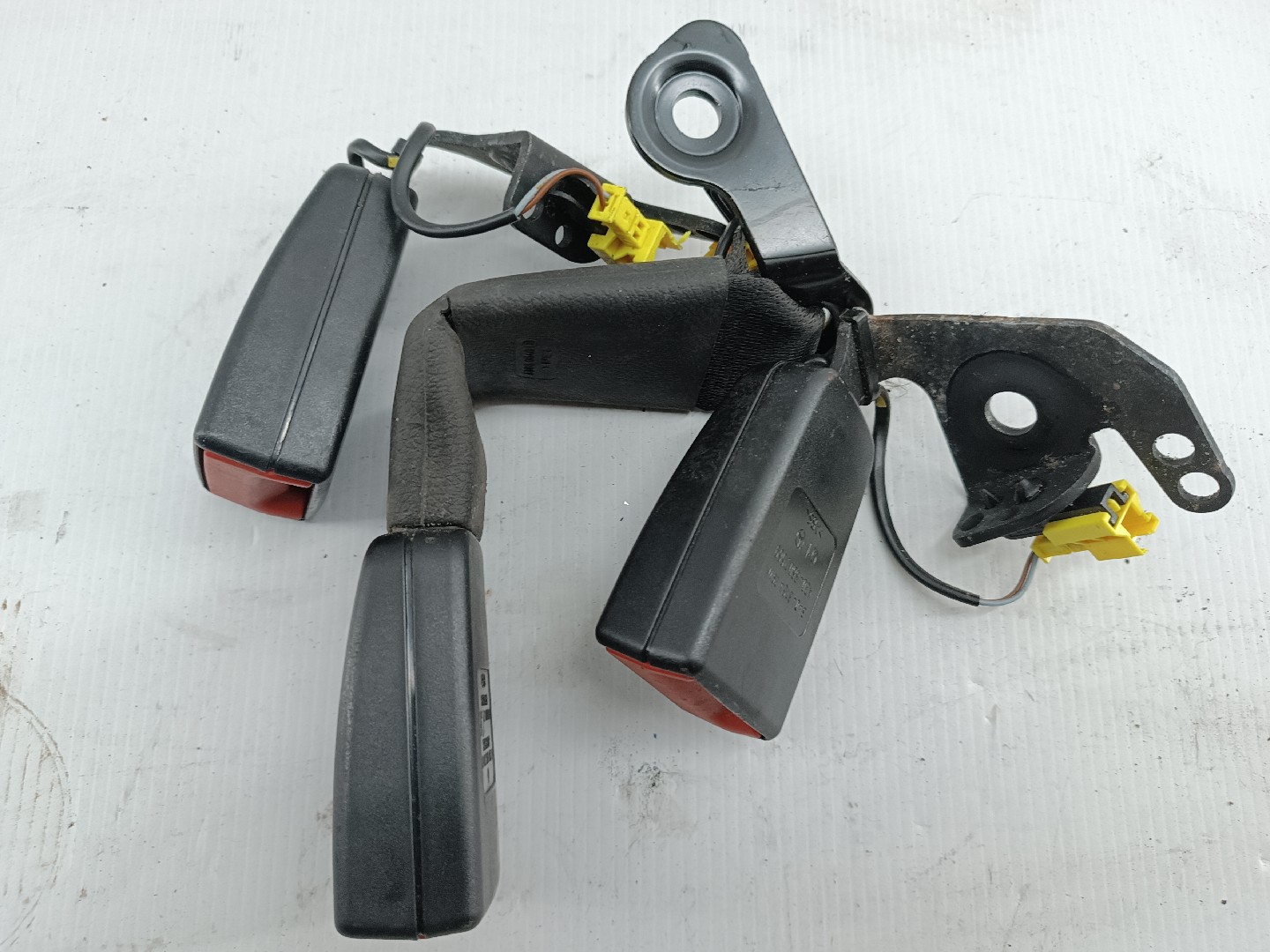 Cintos traseiros MERCEDES-BENZ C-CLASS (W204) | 07 - 15 Imagem-6