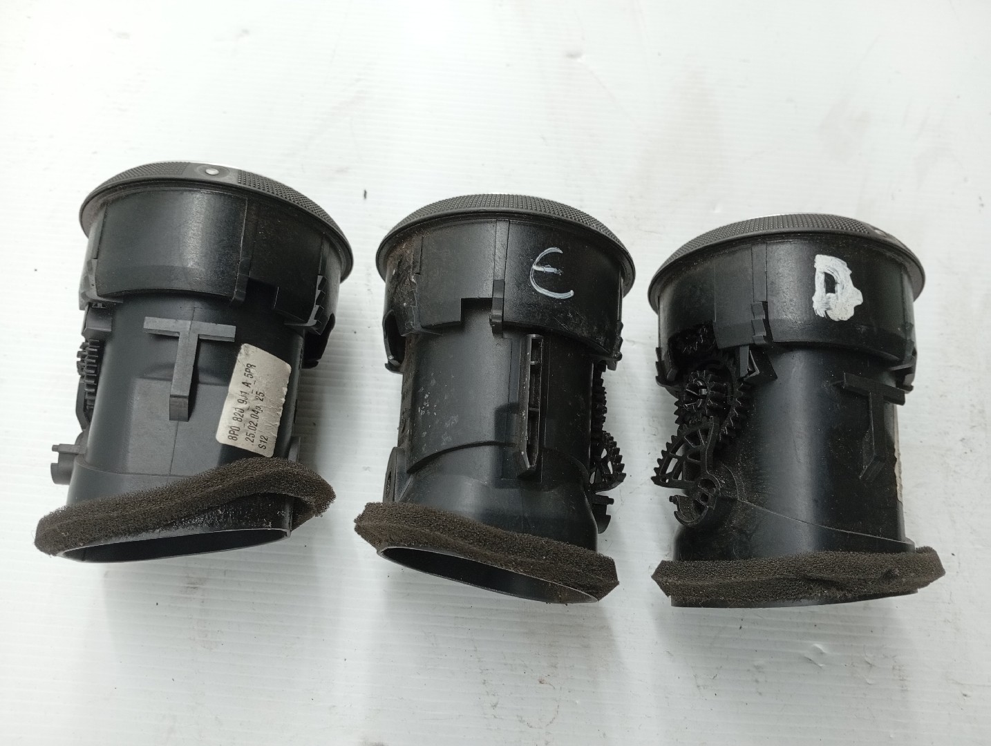 Difusor de ar AUDI A3 Sportback (8PA) | 04 - 15 Imagem-1