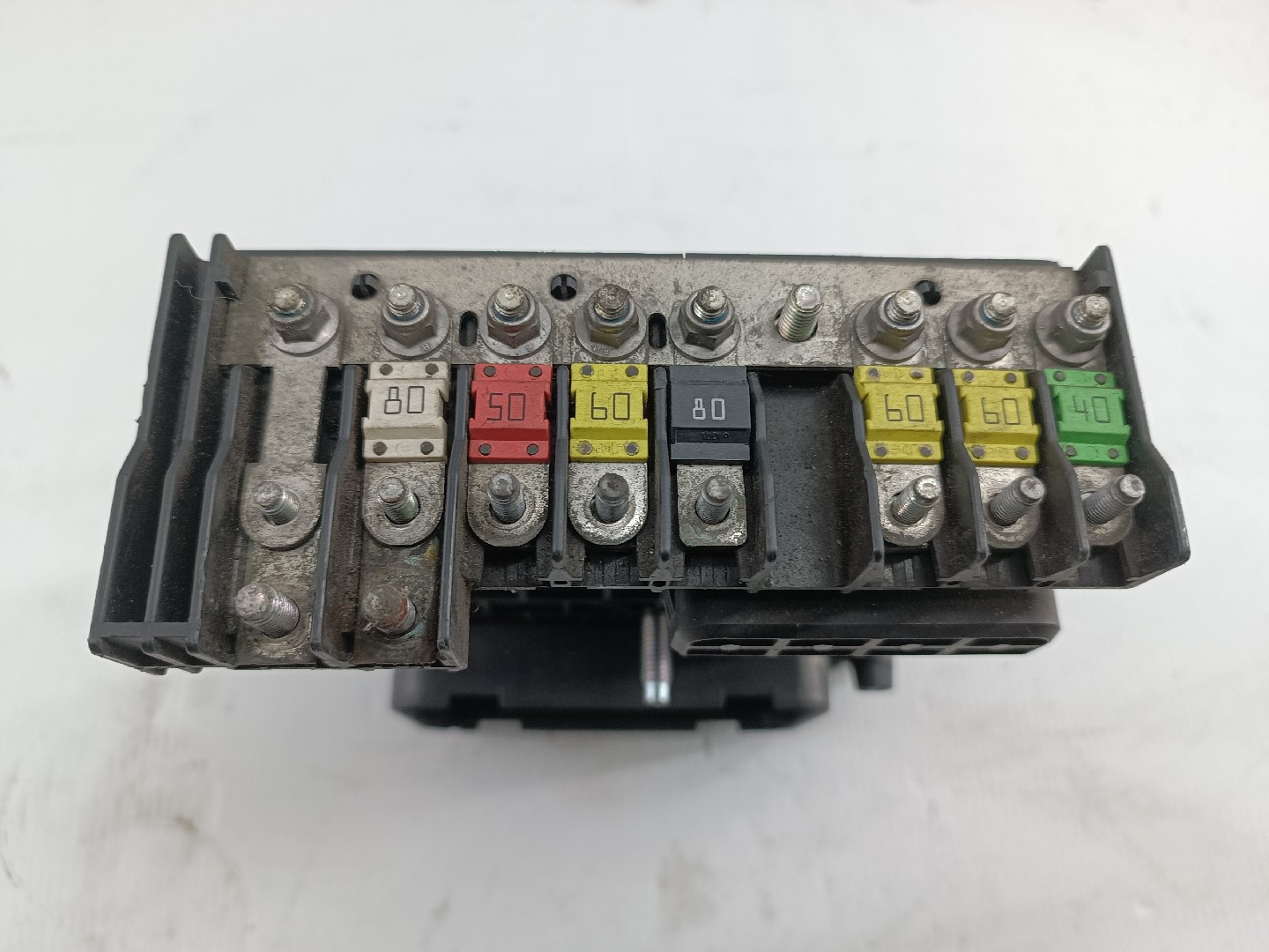 Caixa de fusíveis e relés VOLKSWAGEN PASSAT Variant (3B6) | 00 - 05 Imagem-1