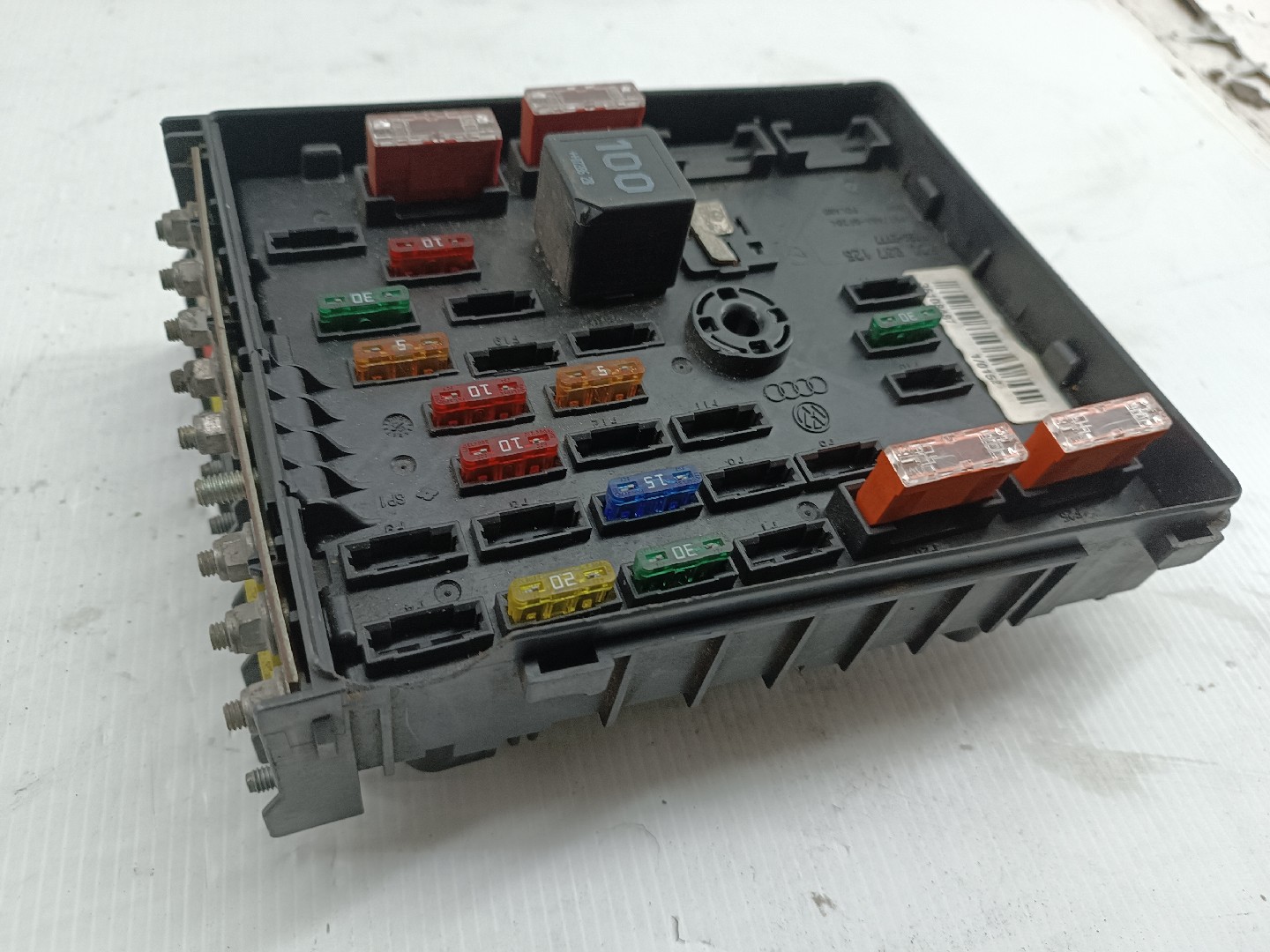 Caixa de fusíveis e relés VOLKSWAGEN PASSAT Variant (3B6) | 00 - 05 Imagem-6