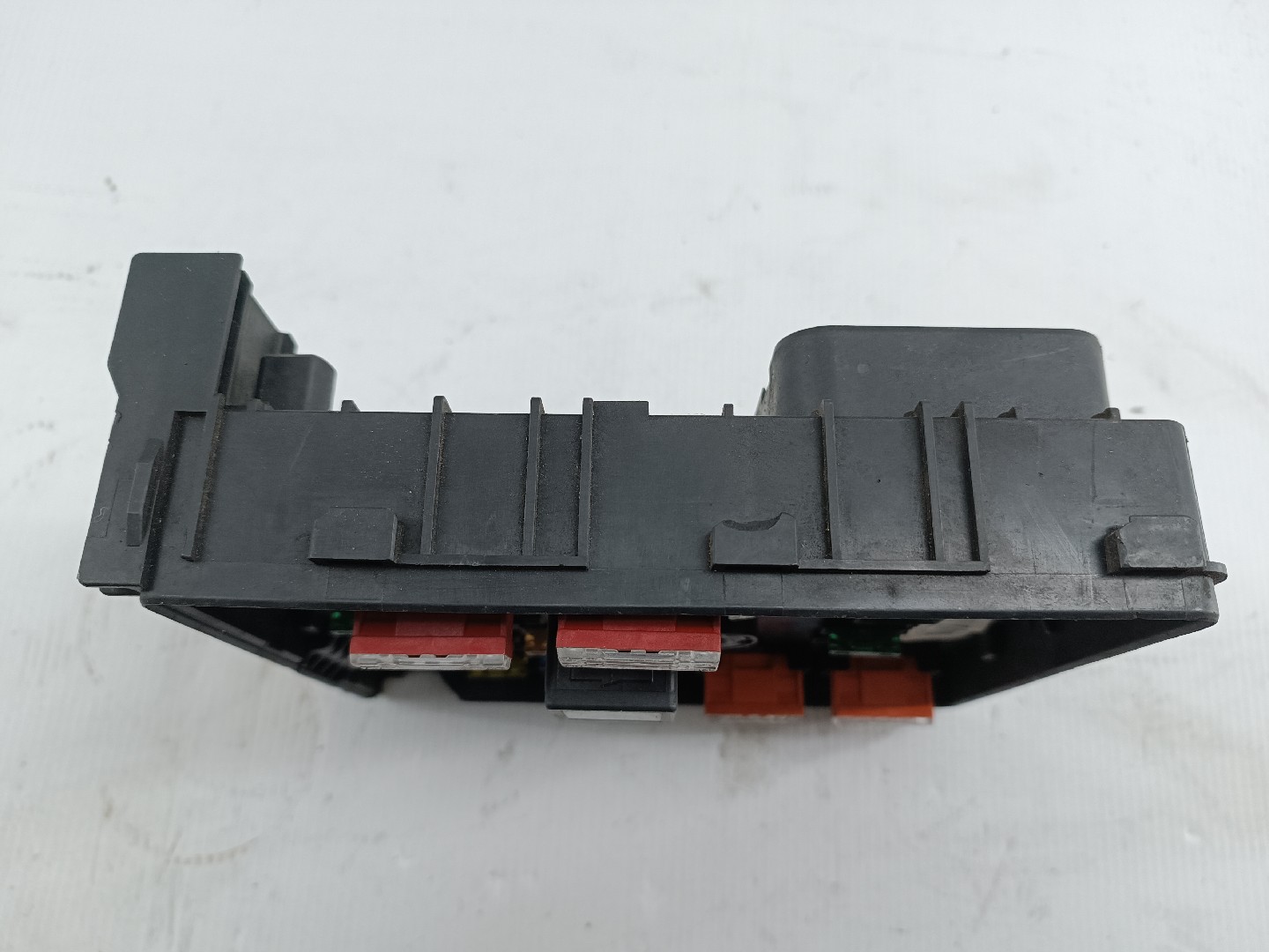 Caixa de fusíveis e relés VOLKSWAGEN PASSAT Variant (3B6) | 00 - 05 Imagem-2