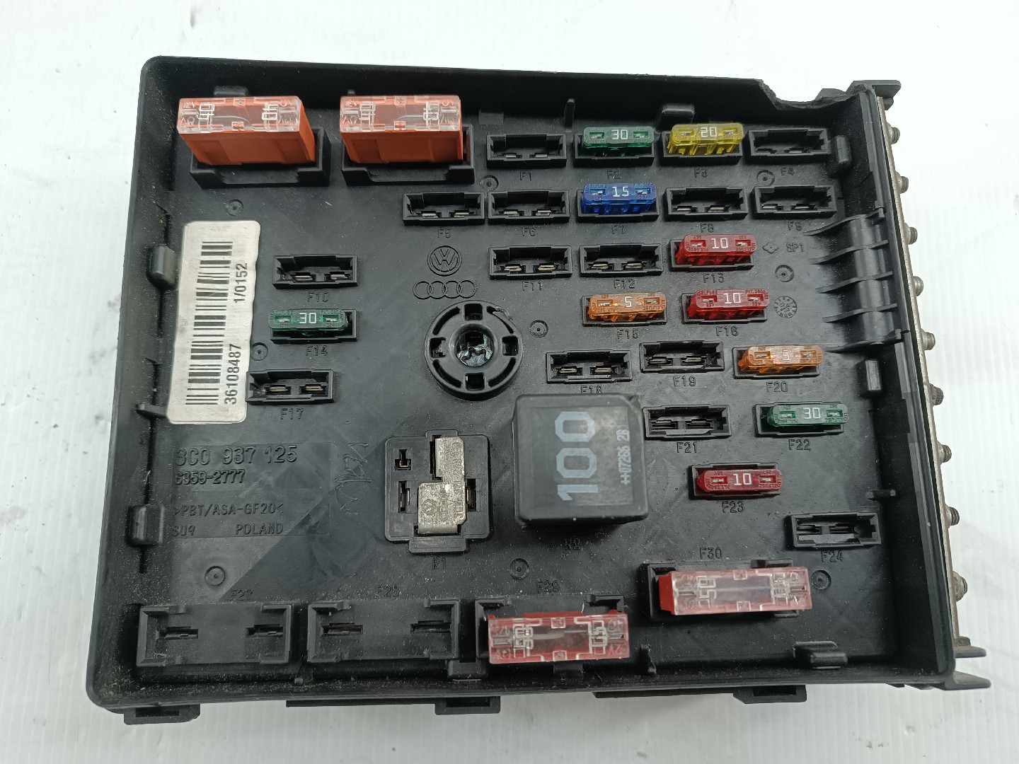 Caixa de fusíveis e relés VOLKSWAGEN PASSAT Variant (3B6) | 00 - 05 Imagem-5