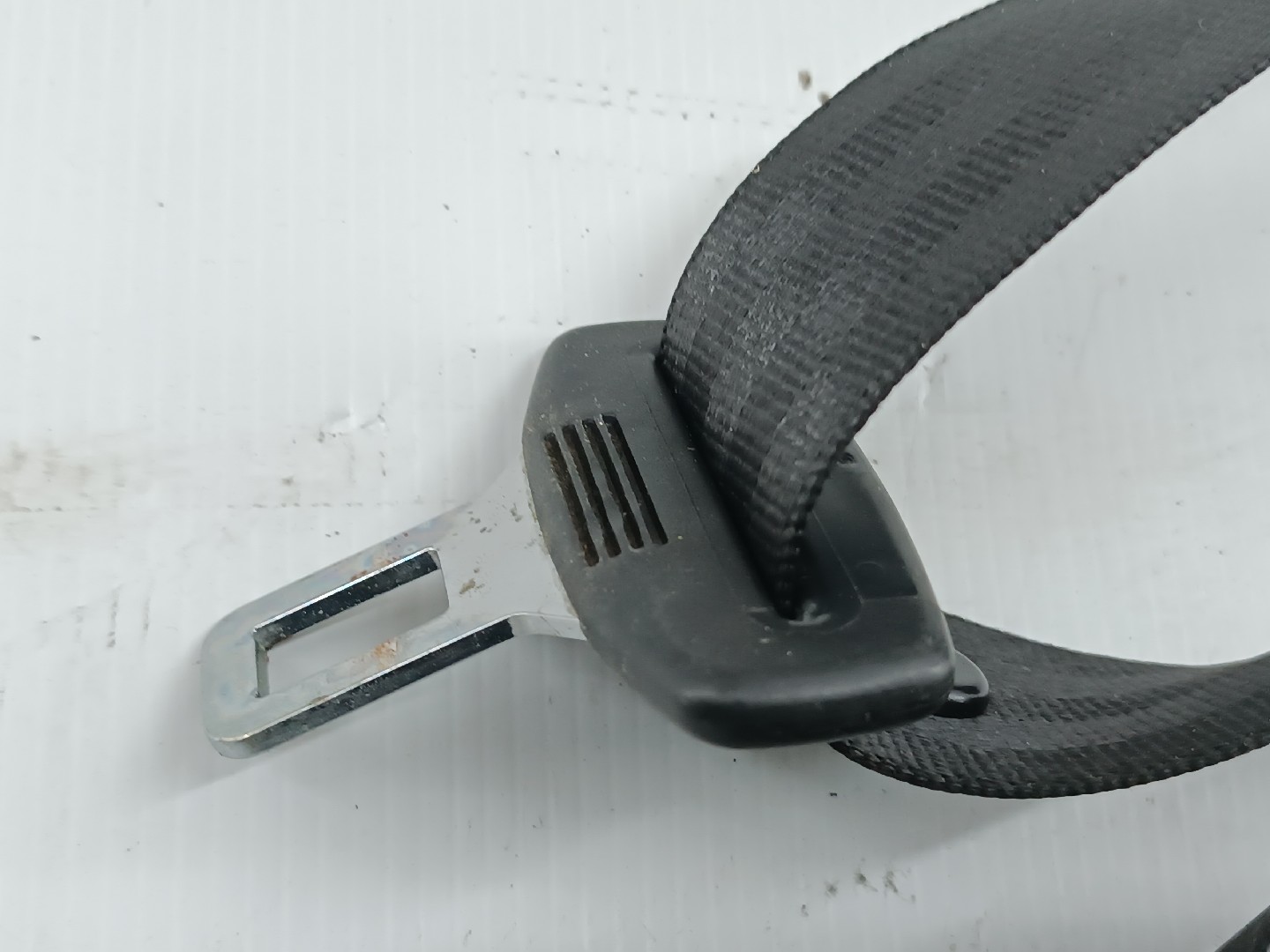 Cinto Tras Esquerdo AUDI A4 Avant (8E5, B6) | 00 - 05 Imagem-3