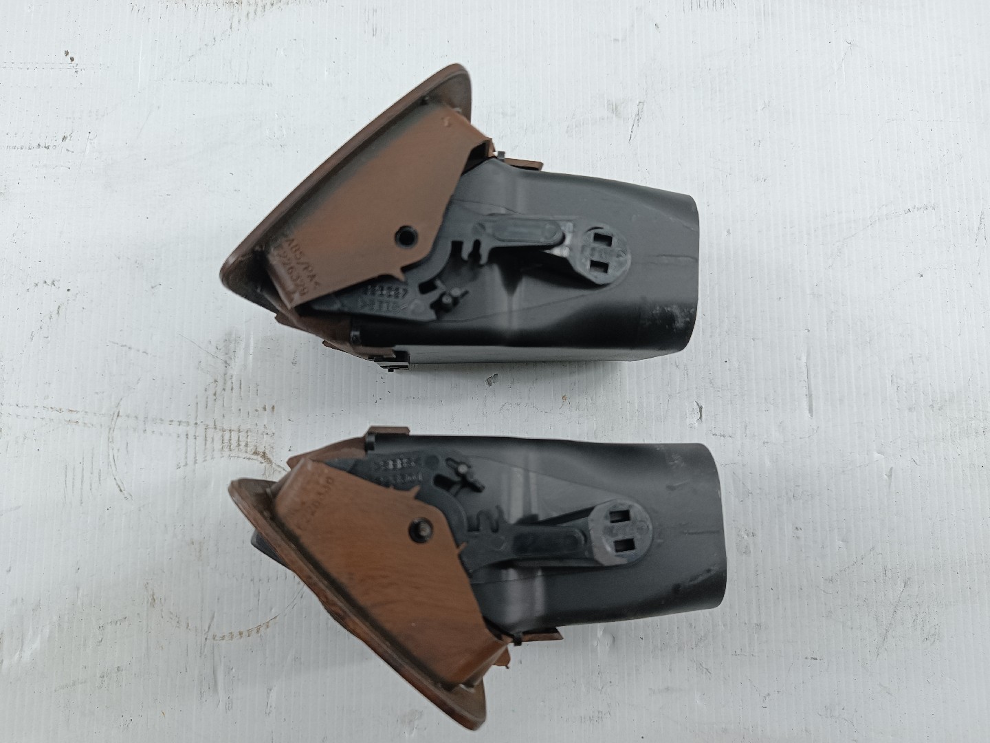 Difusor de ar PEUGEOT 307 SW (3H) | 02 - 09 Imagem-1