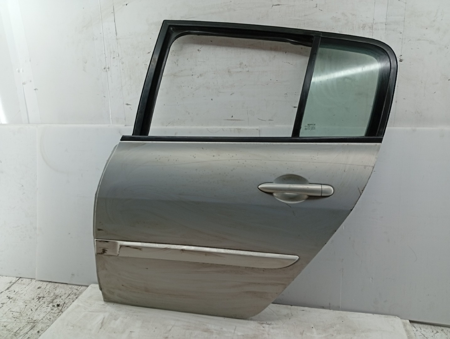 Porta Traseira Esquerda RENAULT MEGANE II (BM0/1_, CM0/1_) | 01 - 12 Imagem-1