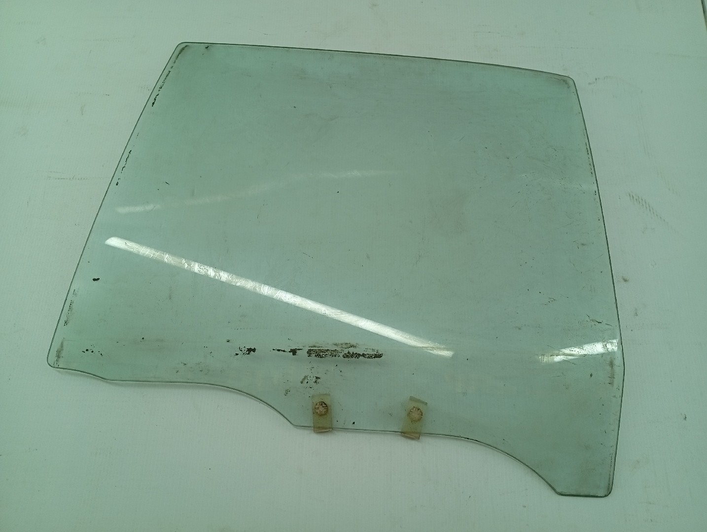 Vidro Traseiro Esquerdo MAZDA 626 V (GF) | 97 - 02