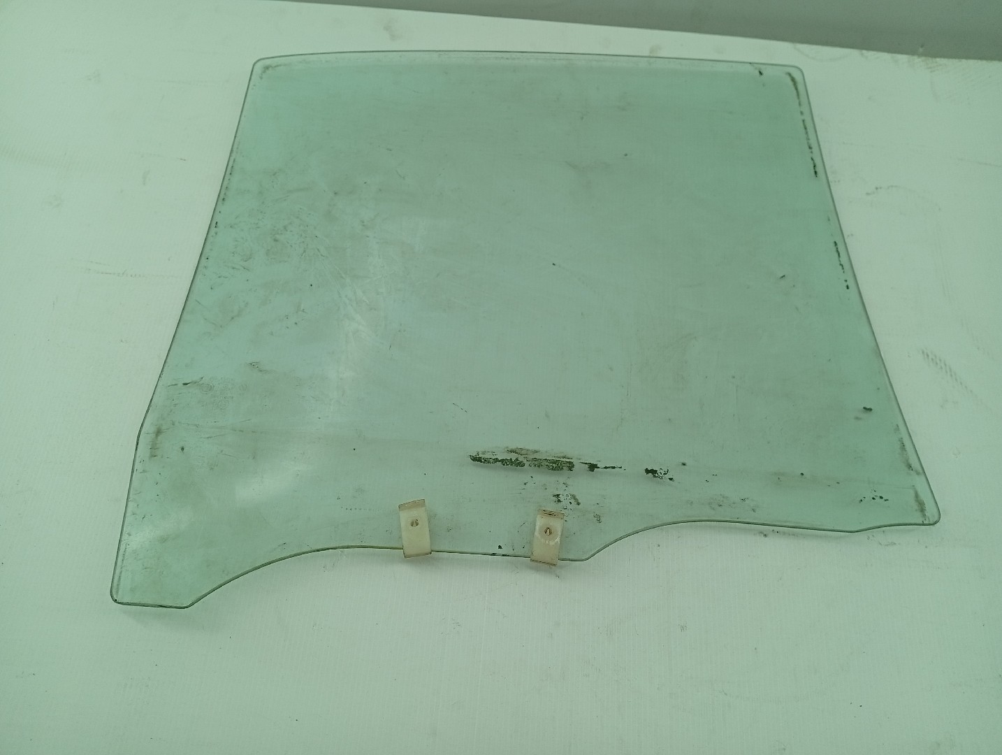 Vidro Traseiro Esquerdo MAZDA 626 V (GF) | 97 - 02 Imagem-2