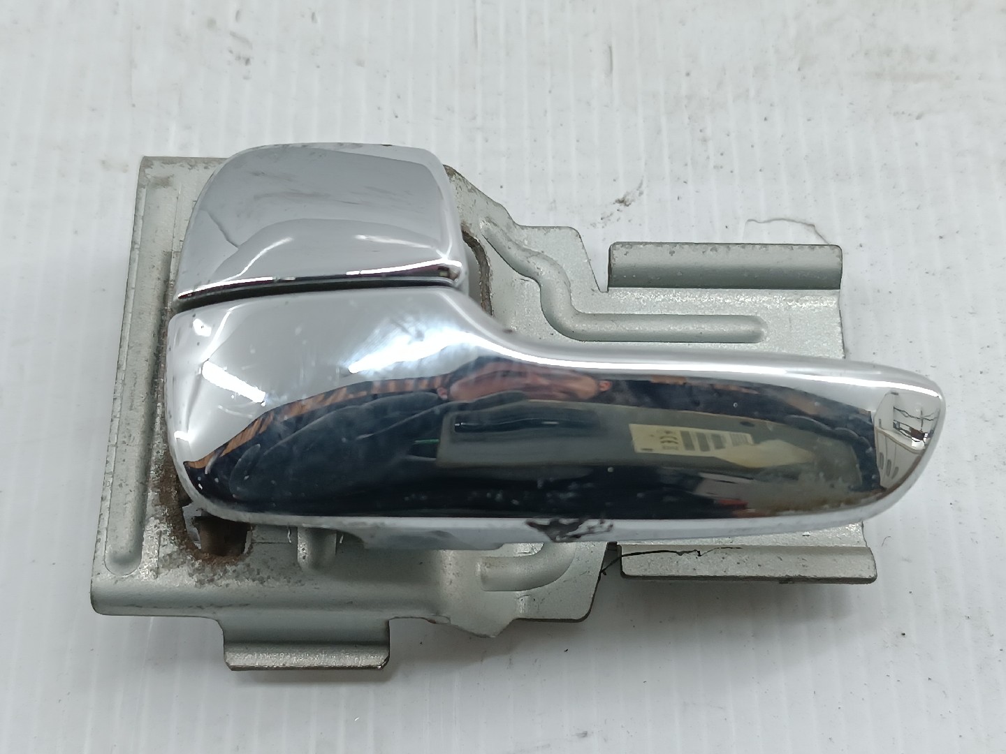 Puxador interior de porta traseira esquerda MAZDA 626 V (GF) | 97 - 02 Imagem-3