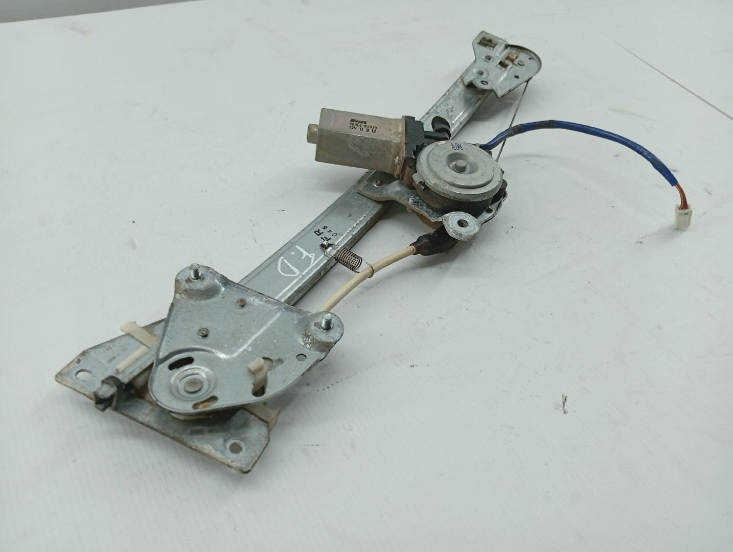 Motor e elevador de vidro frente direito MAZDA 626 V (GF) | 97 - 02 Imagem-1