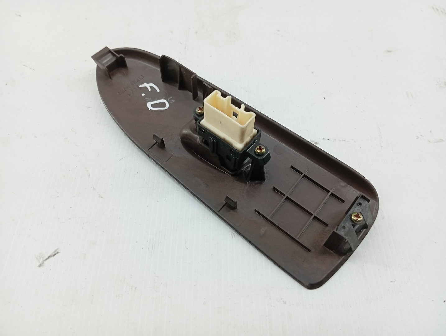 Comutador de vidro frente direito MAZDA 626 V (GF) | 97 - 02 Imagem-3