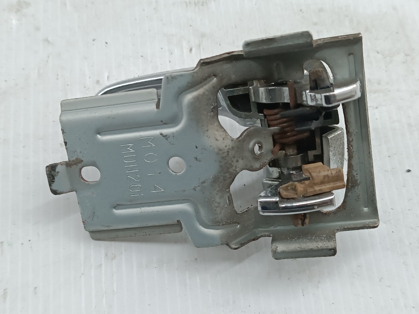 Puxador interior de porta frente direita MAZDA 626 V (GF) | 97 - 02 Imagem-1