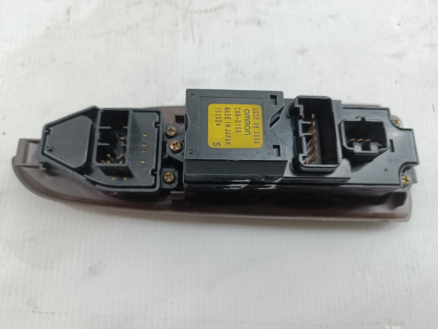 Comutador de vidro frente esquerdo MAZDA 626 V (GF) | 97 - 02