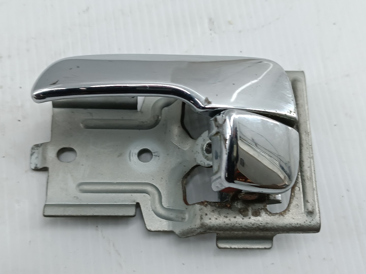 Puxador interior de porta frente esquerda MAZDA 626 V (GF) | 97 - 02 Imagem-2