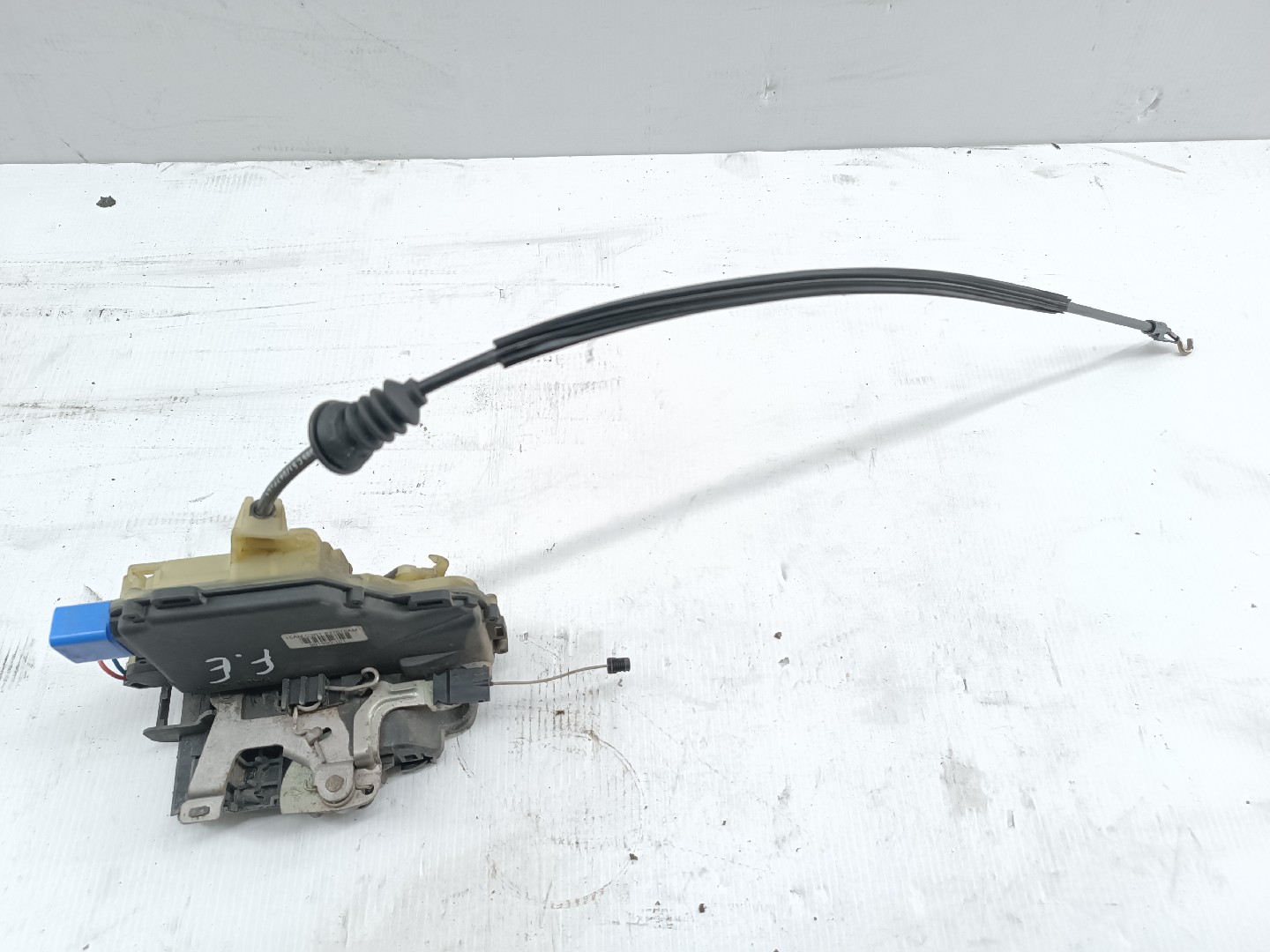 Fecho da Porta Frente Esquerdo SEAT IBIZA III (6L1) | 02 - 09