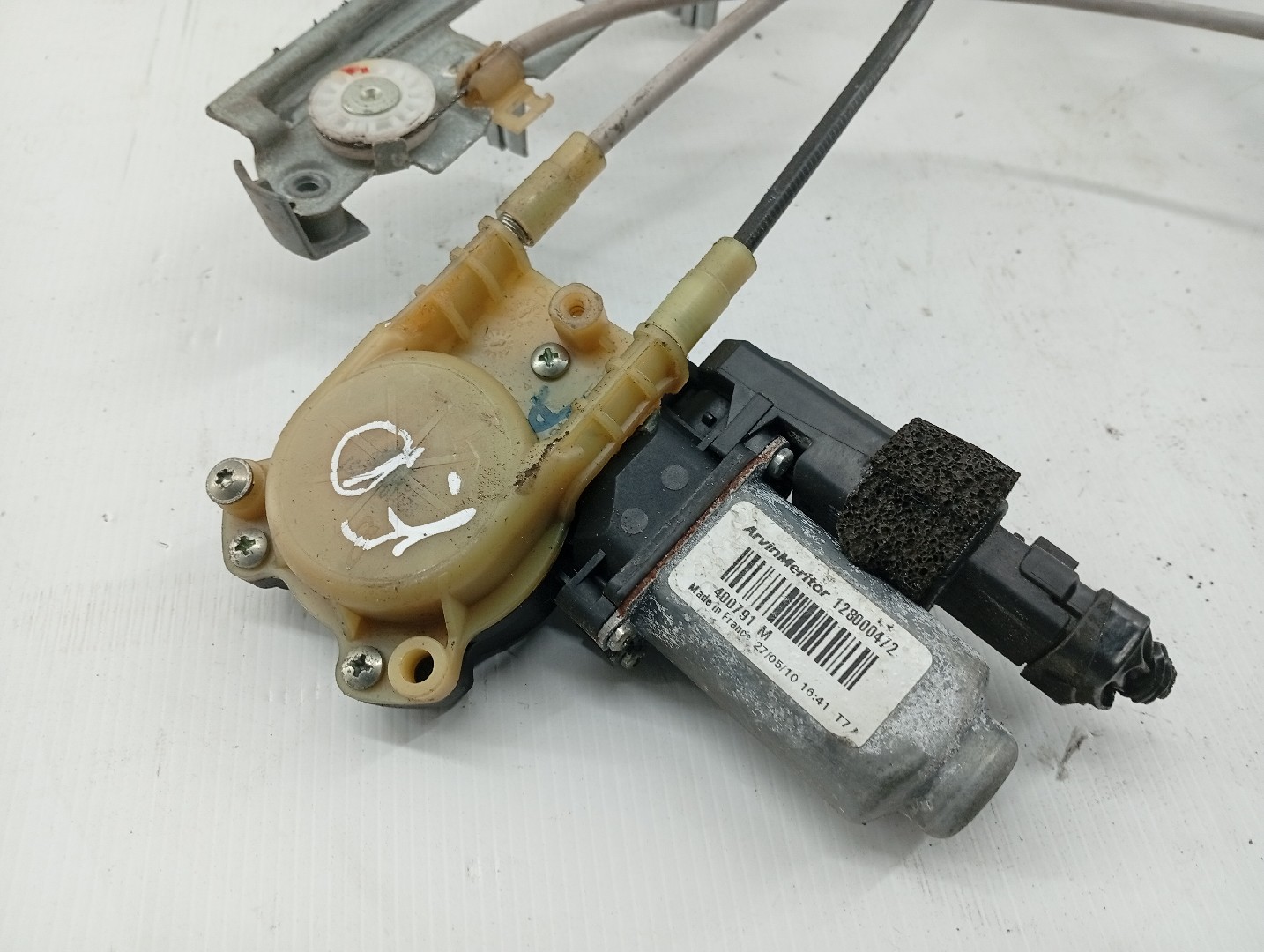 Motor e elevador de vidro frente direito RENAULT MEGANE II (BM0/1_, CM0/1_) | 01 - 12 Imagem-1