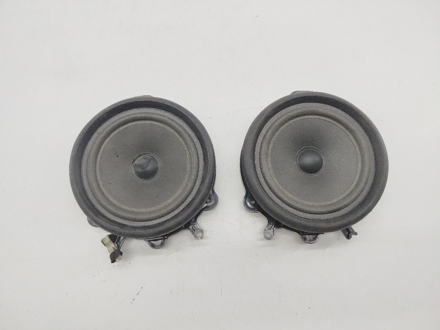 Coluna de som AUDI A4 (8E2, B6) | 00 - 05