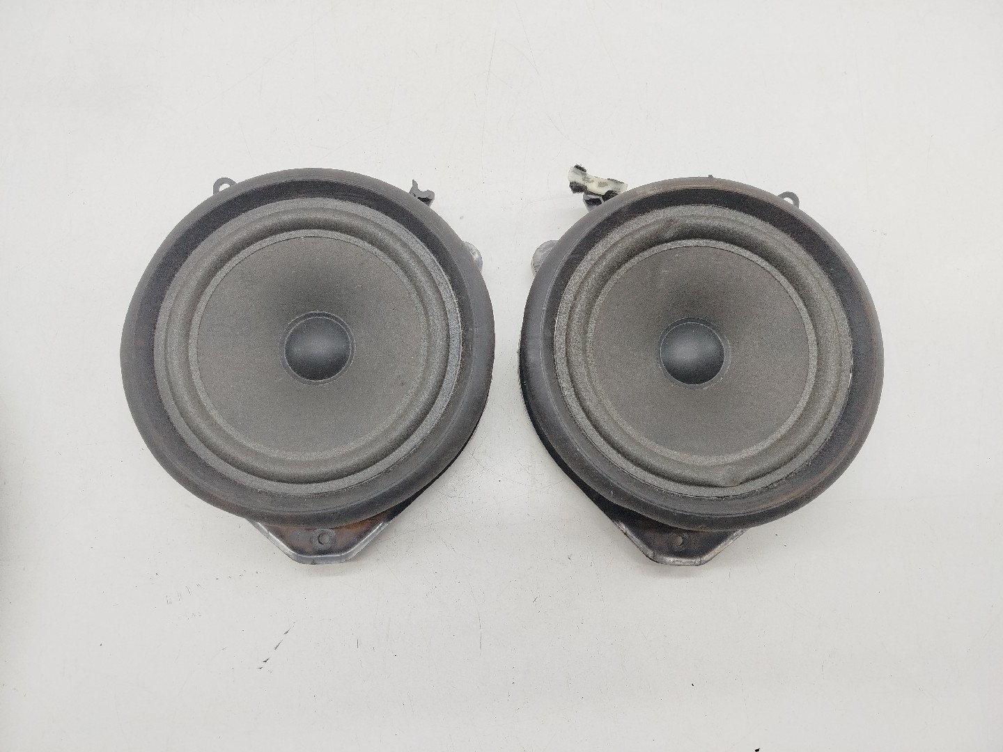 Coluna de som AUDI A4 (8E2, B6) | 00 - 05