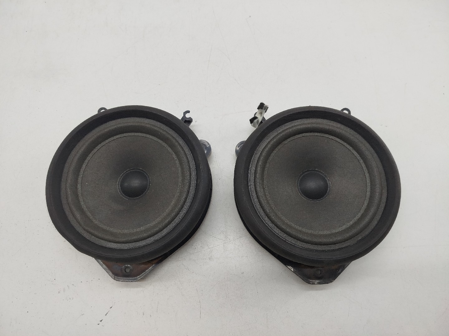 Coluna de som AUDI A4 (8E2, B6) | 00 - 05