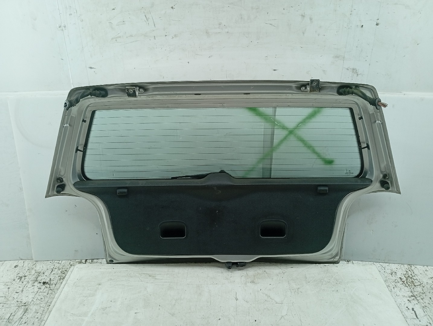 Porta de mala VOLKSWAGEN POLO (6N1) | 94 - 99 Imagem-2