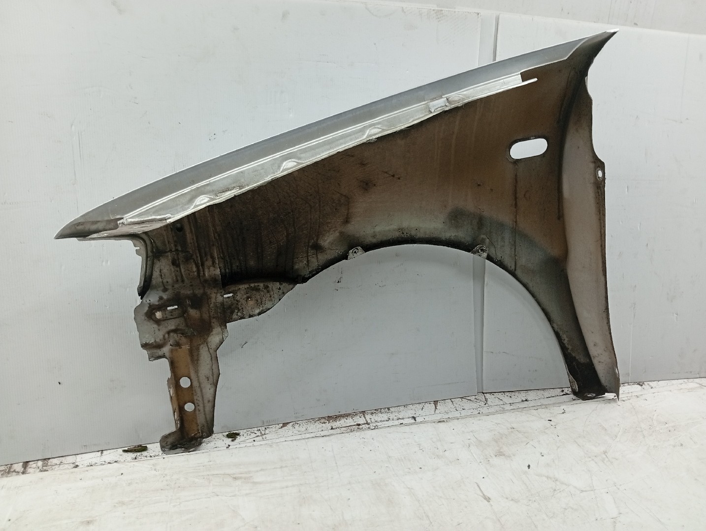 Guarda Lamas Direito VOLKSWAGEN POLO (6N1) | 94 - 99 Imagem-6