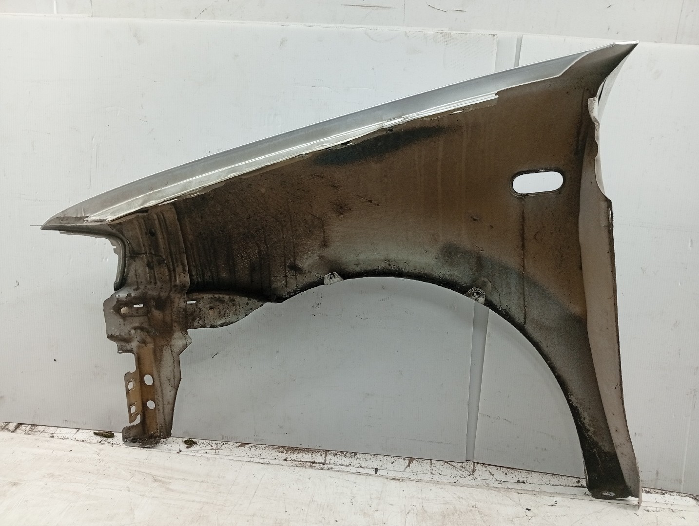 Guarda Lamas Direito VOLKSWAGEN POLO (6N1) | 94 - 99 Imagem-5