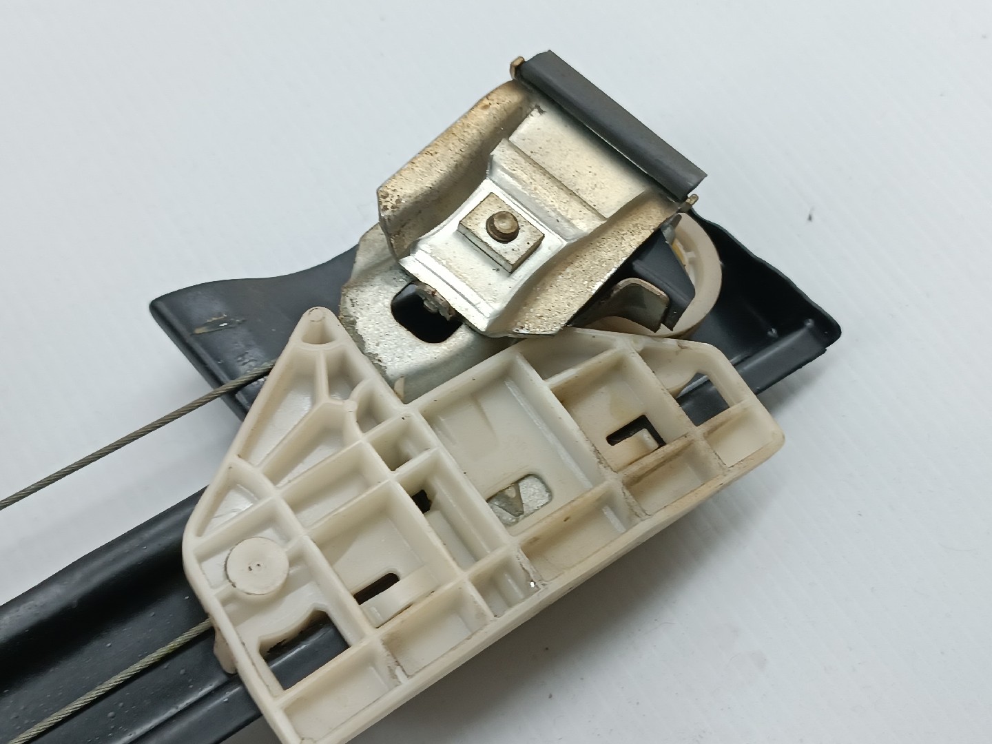 Motor e elevador de vidro trás esquerdo MERCEDES-BENZ C-CLASS T-Model (S204) | 07 - 14 Imagem-1