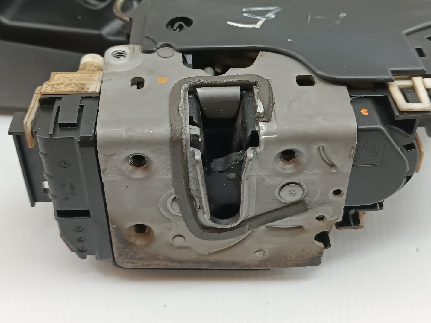 Fecho da Porta Frente Esquerdo MERCEDES-BENZ C-CLASS T-Model (S204) | 07 - 14 Imagem-7