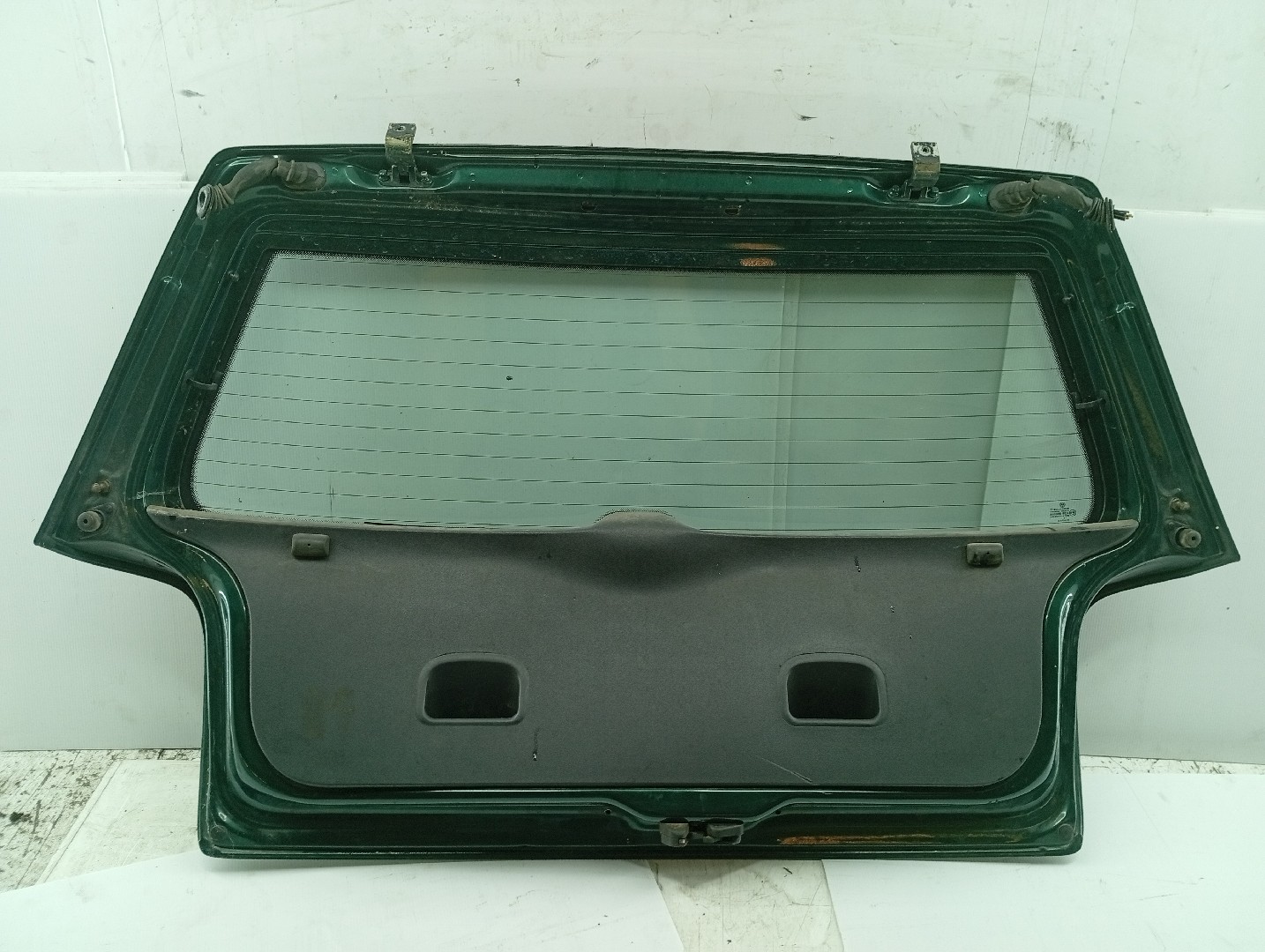 Porta de mala VOLKSWAGEN POLO (6N2) | 99 - 01 Imagem-4