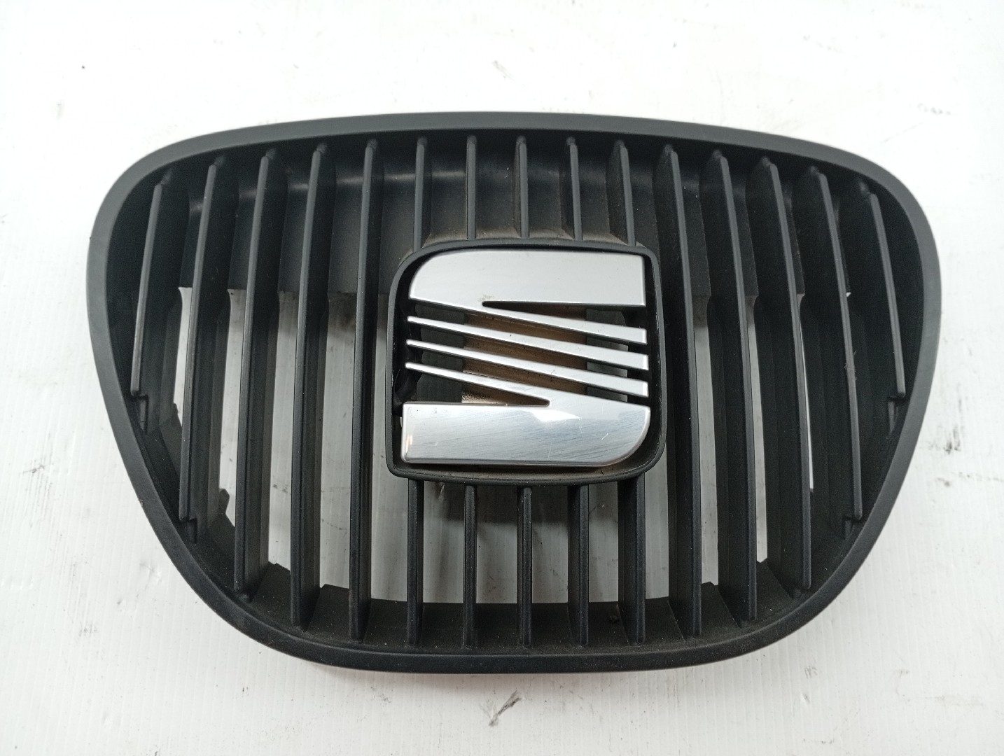 Grelha da Frente SEAT IBIZA III (6L1) | 02 - 09 Imagem-1