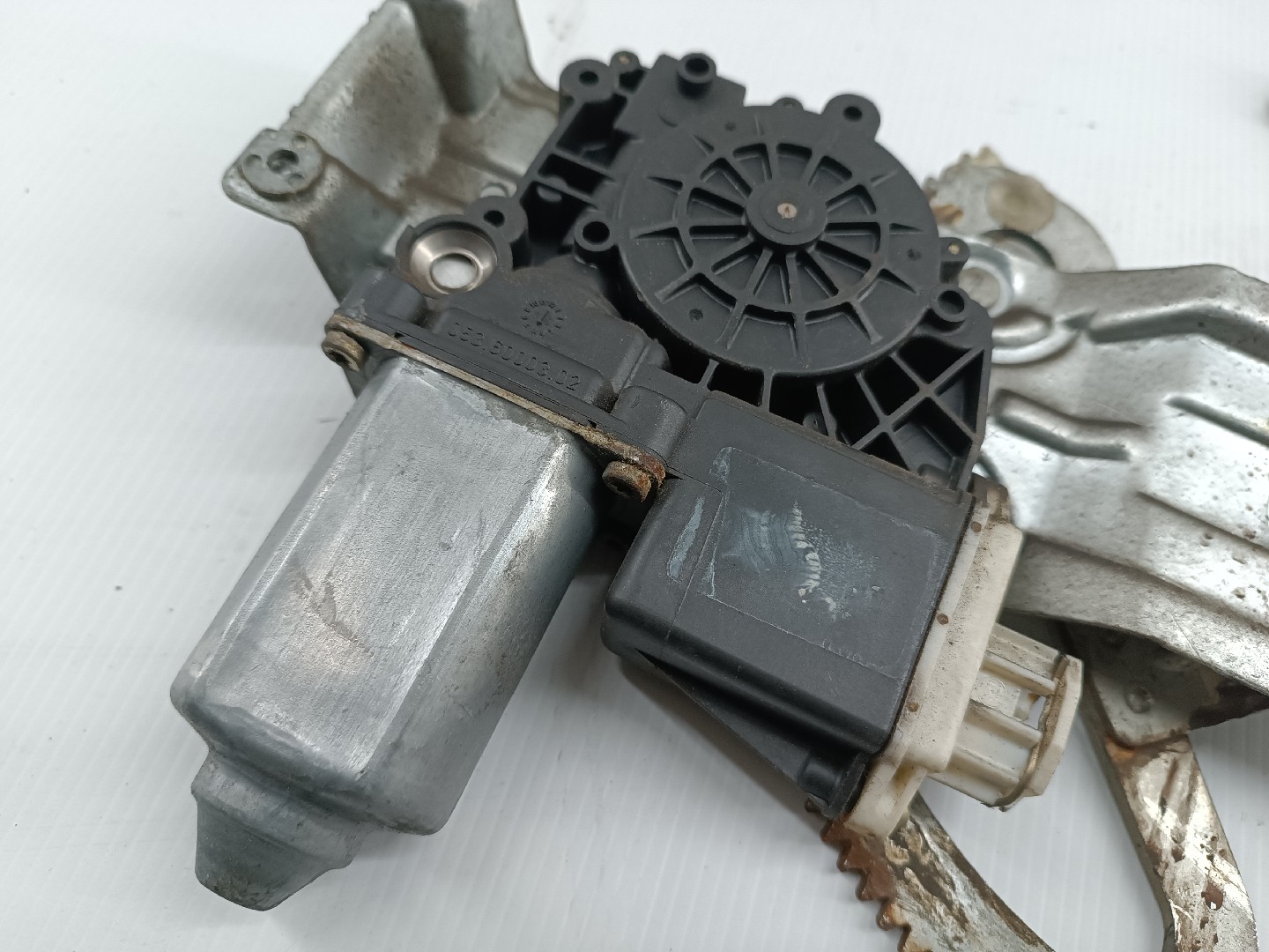 Motor e elevador de vidro frente direito OPEL CORSA B (S93) | 93 - 02 Imagem-1