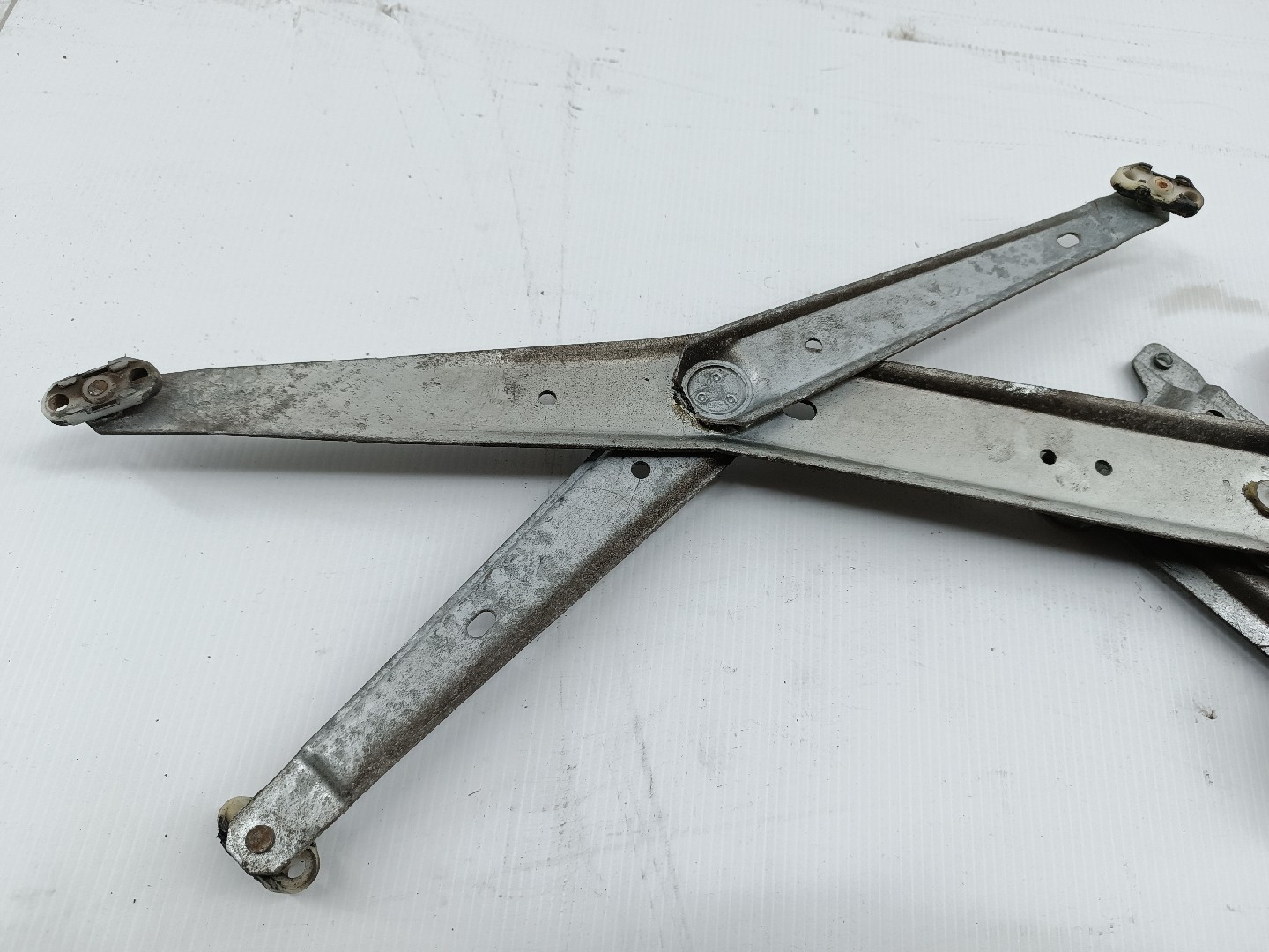 Motor e elevador de vidro frente esquerdo OPEL CORSA B (S93) | 93 - 02 Imagem-5