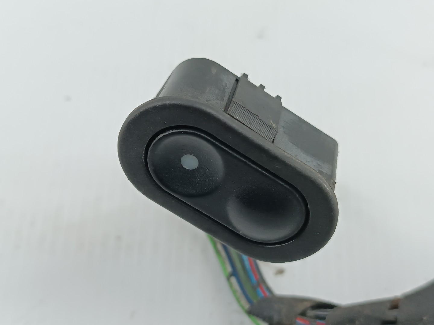Comutador de vidro frente direito OPEL CORSA B (S93) | 93 - 02 Imagem-3