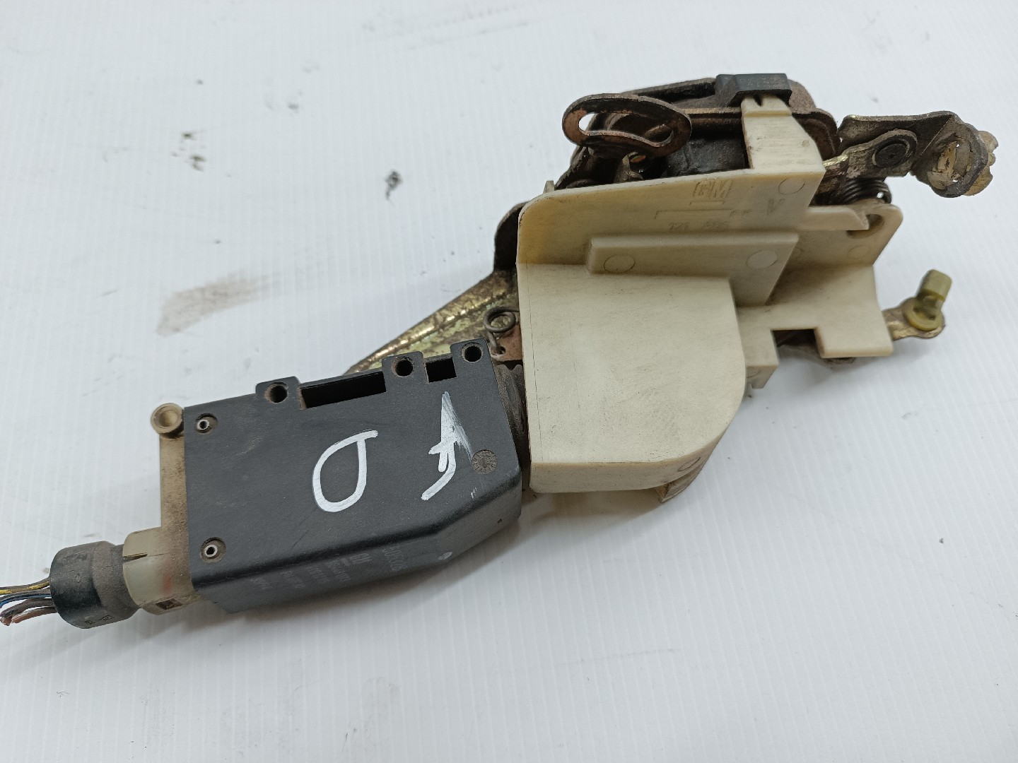 Fecho da Porta Frente Direito OPEL CORSA B (S93) | 93 - 02