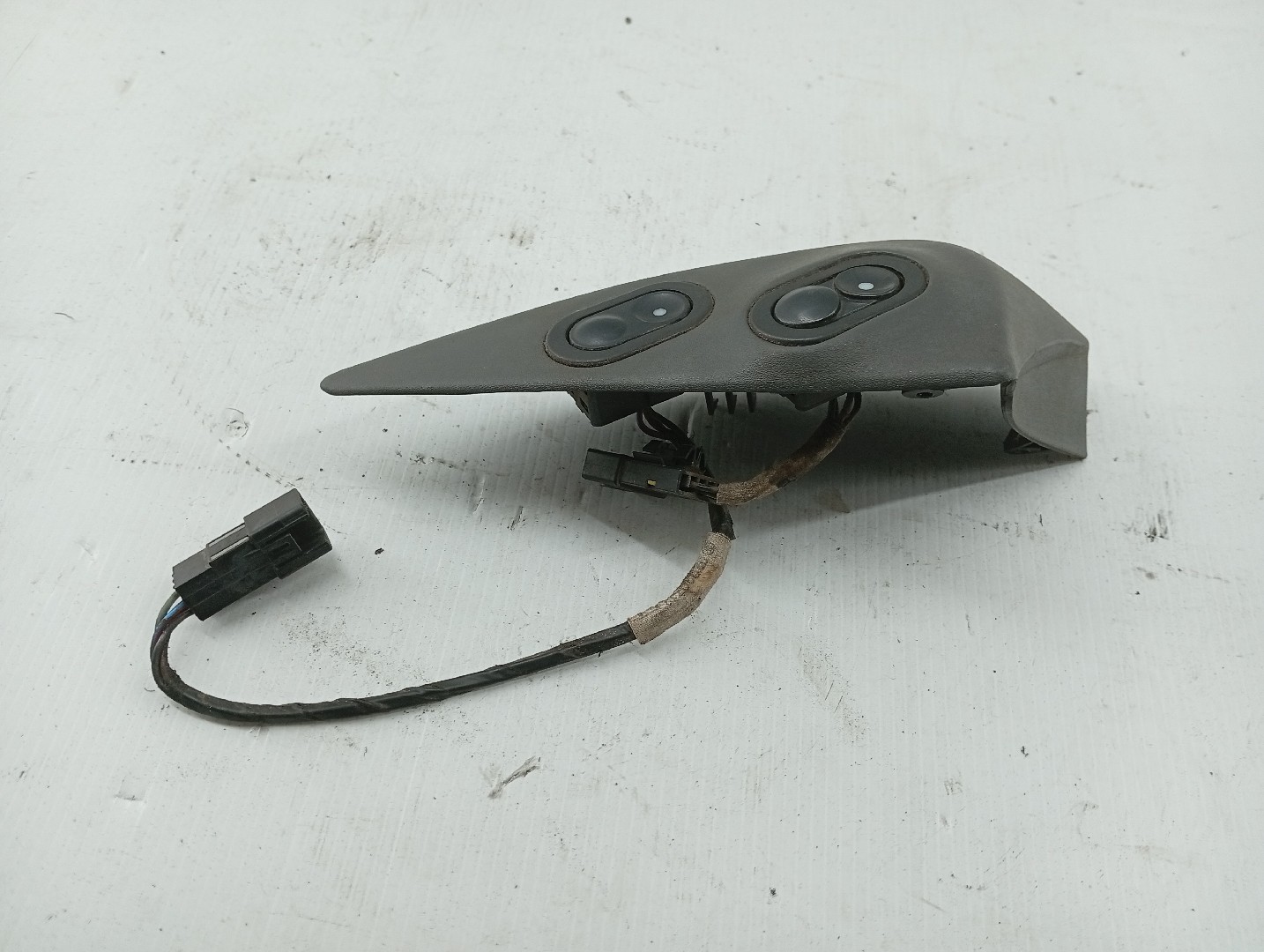 Interruptor Vidros Frente Esquerdo OPEL CORSA B (S93) | 93 - 02 Imagem-2