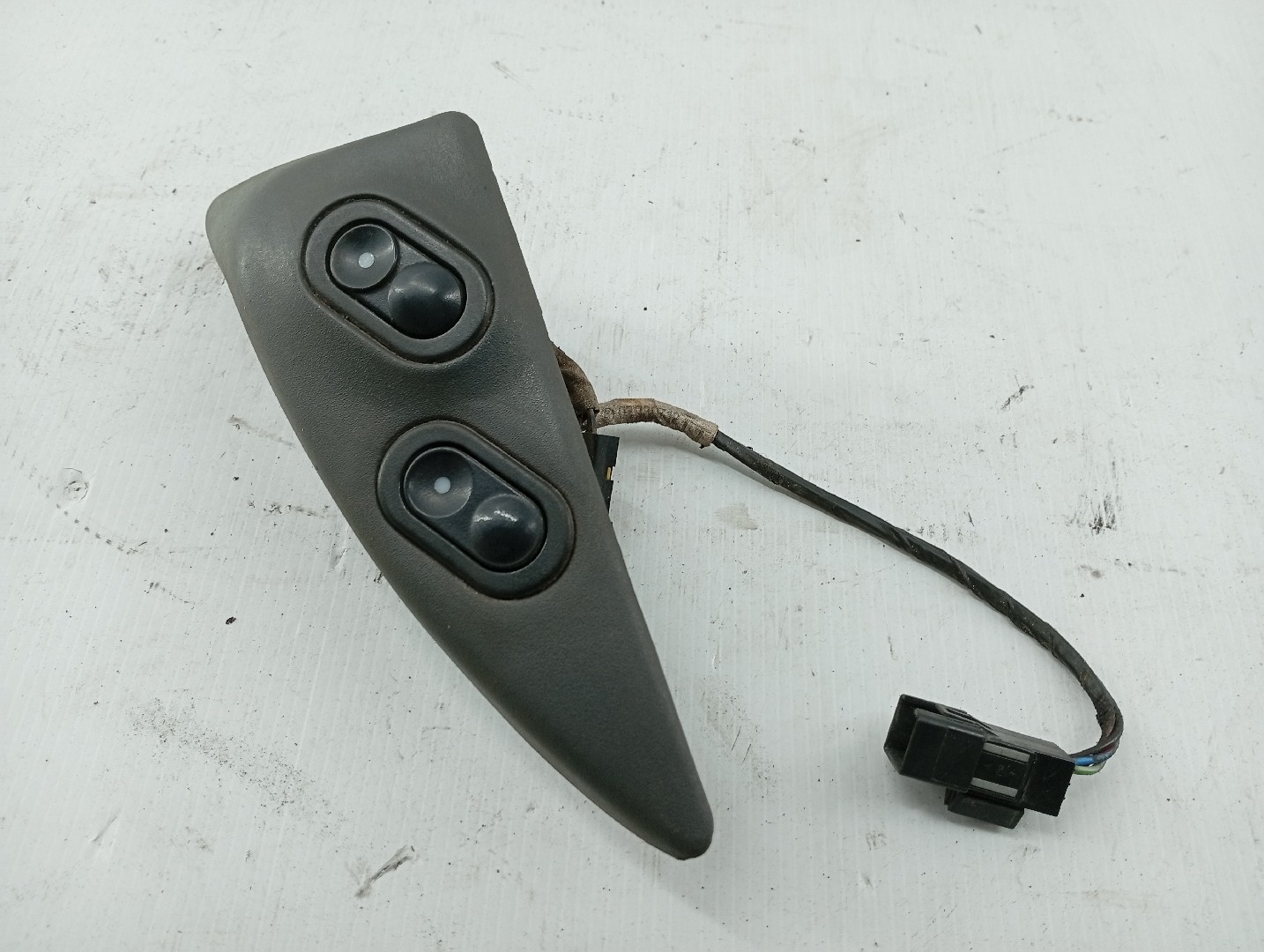 Interruptor Vidros Frente Esquerdo OPEL CORSA B (S93) | 93 - 02 Imagem-1