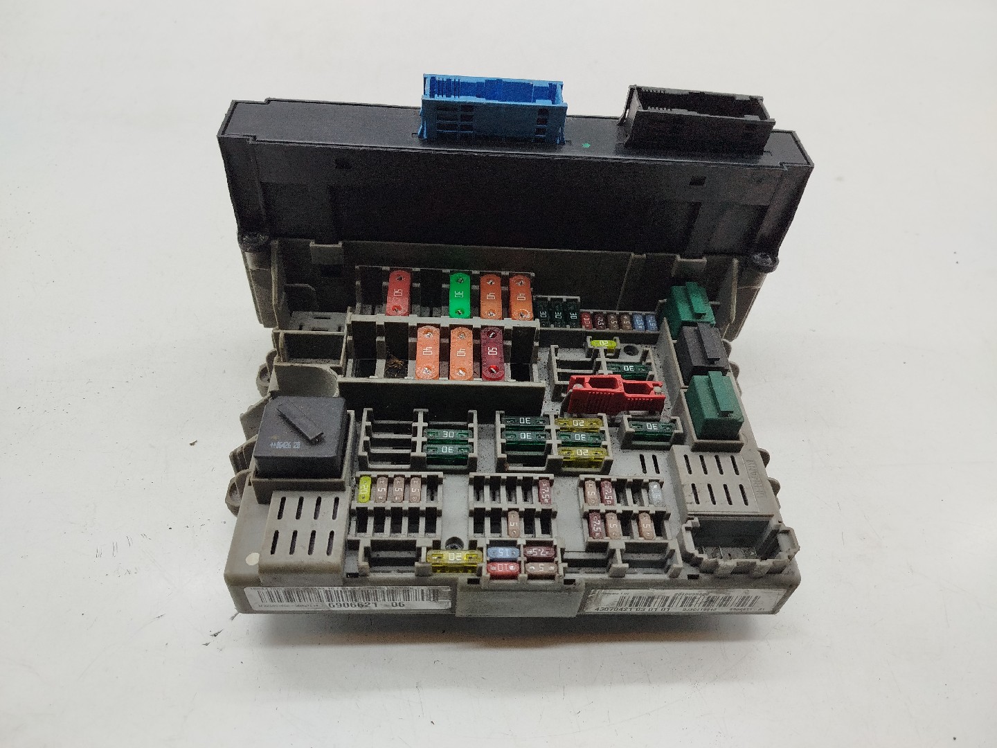 Caixa de fusíveis e relés BMW 1 (E87) | 03 - 13 Imagem-7