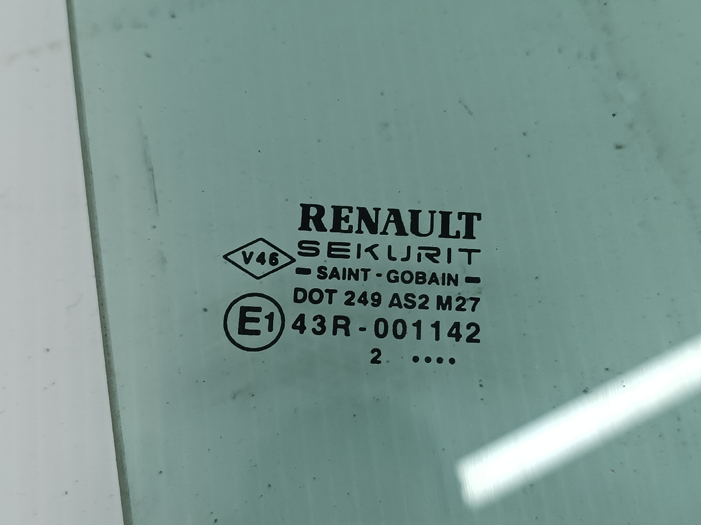 Vidro Traseiro Direito RENAULT MEGANE II (BM0/1_, CM0/1_) | 01 - 12 Imagem-1