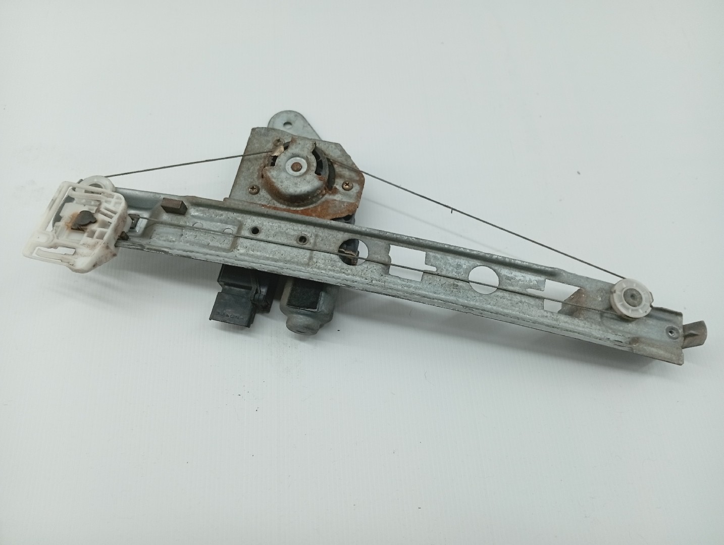 Motor e elevador de vidro trás direito RENAULT MEGANE II (BM0/1_, CM0/1_) | 01 - 12 Imagem-2