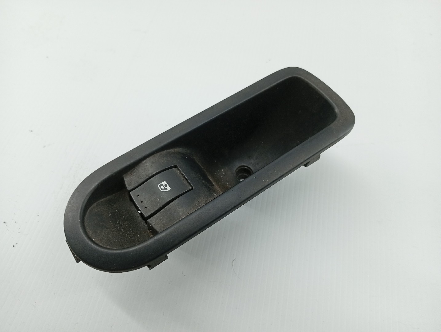 Interruptor Vidro Porta Frente Direito Passageiro RENAULT MEGANE II (BM0/1_, CM0/1_) | 01 - 12