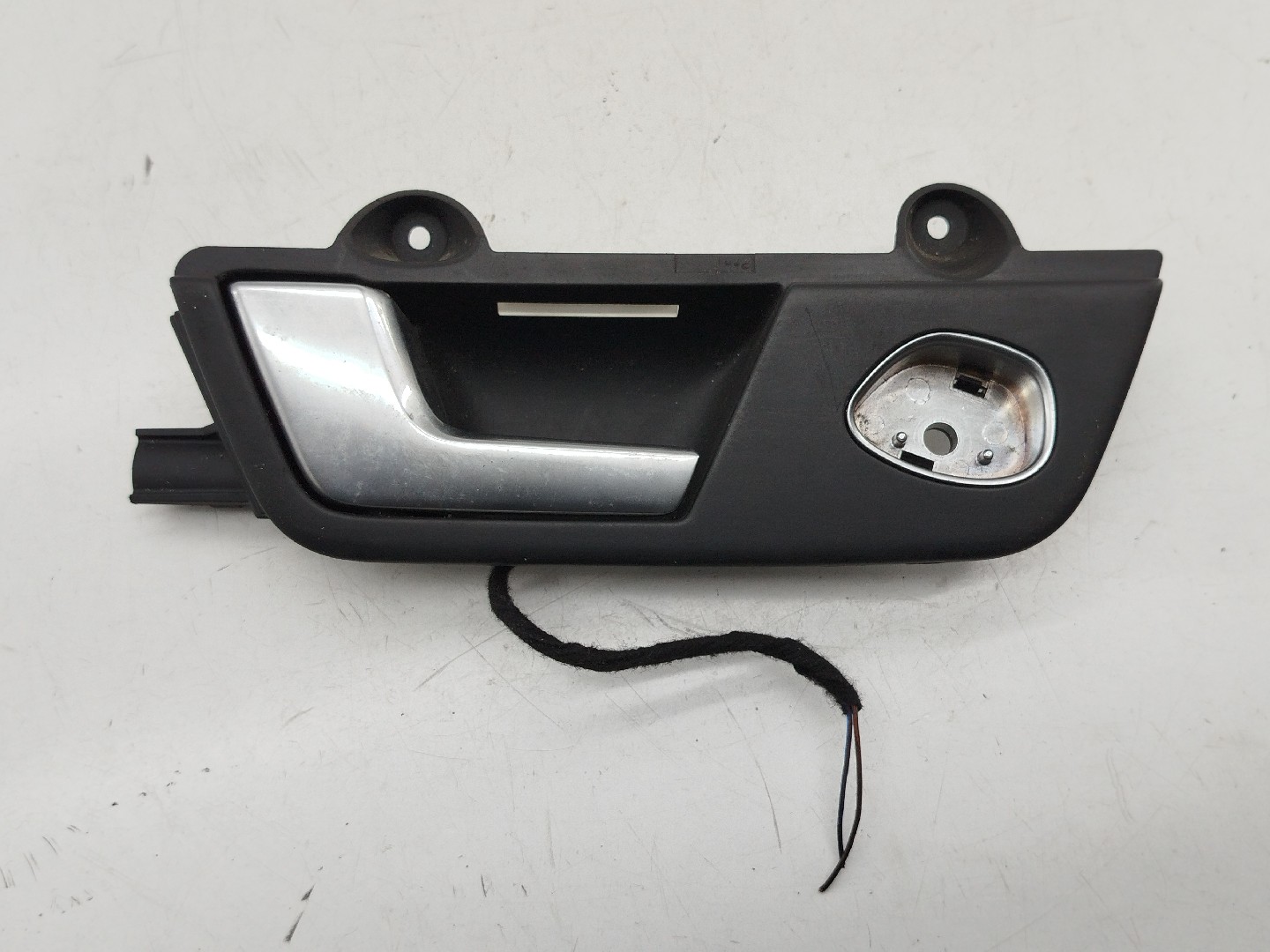 Puxador interior de porta traseira esquerda AUDI A4 (8E2, B6) | 00 - 05 Imagem-4