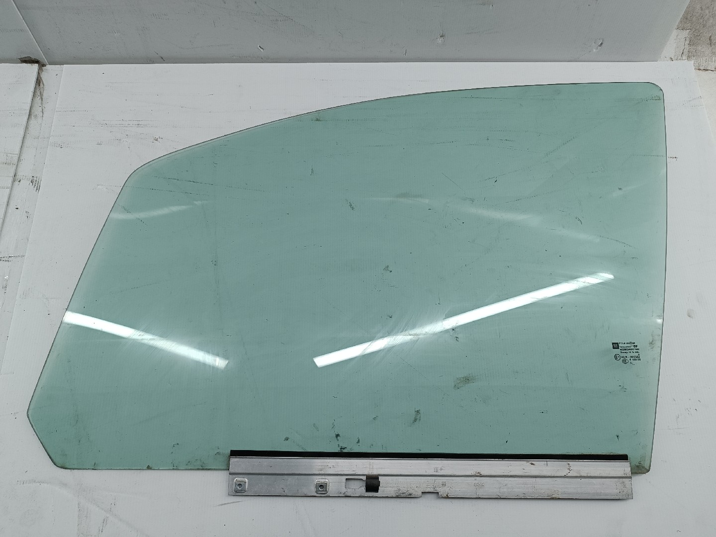 Vidro Porta Frente Esquerdo OPEL ZAFIRA / ZAFIRA FAMILY B (A05) | 05 - 19 Imagem-2