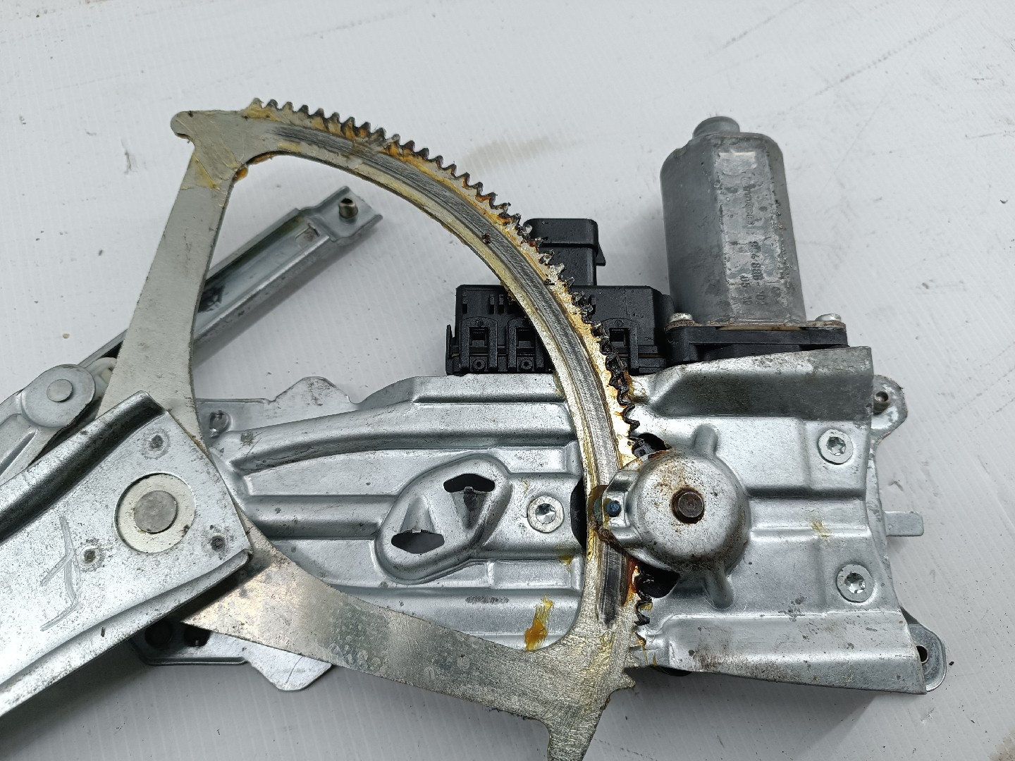 Motor e elevador de vidro frente esquerdo OPEL ZAFIRA / ZAFIRA FAMILY B (A05) | 05 - 19 Imagem-5