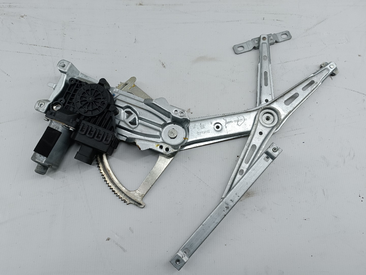 Motor e elevador de vidro frente direito OPEL ZAFIRA / ZAFIRA FAMILY B (A05) | 05 - 19