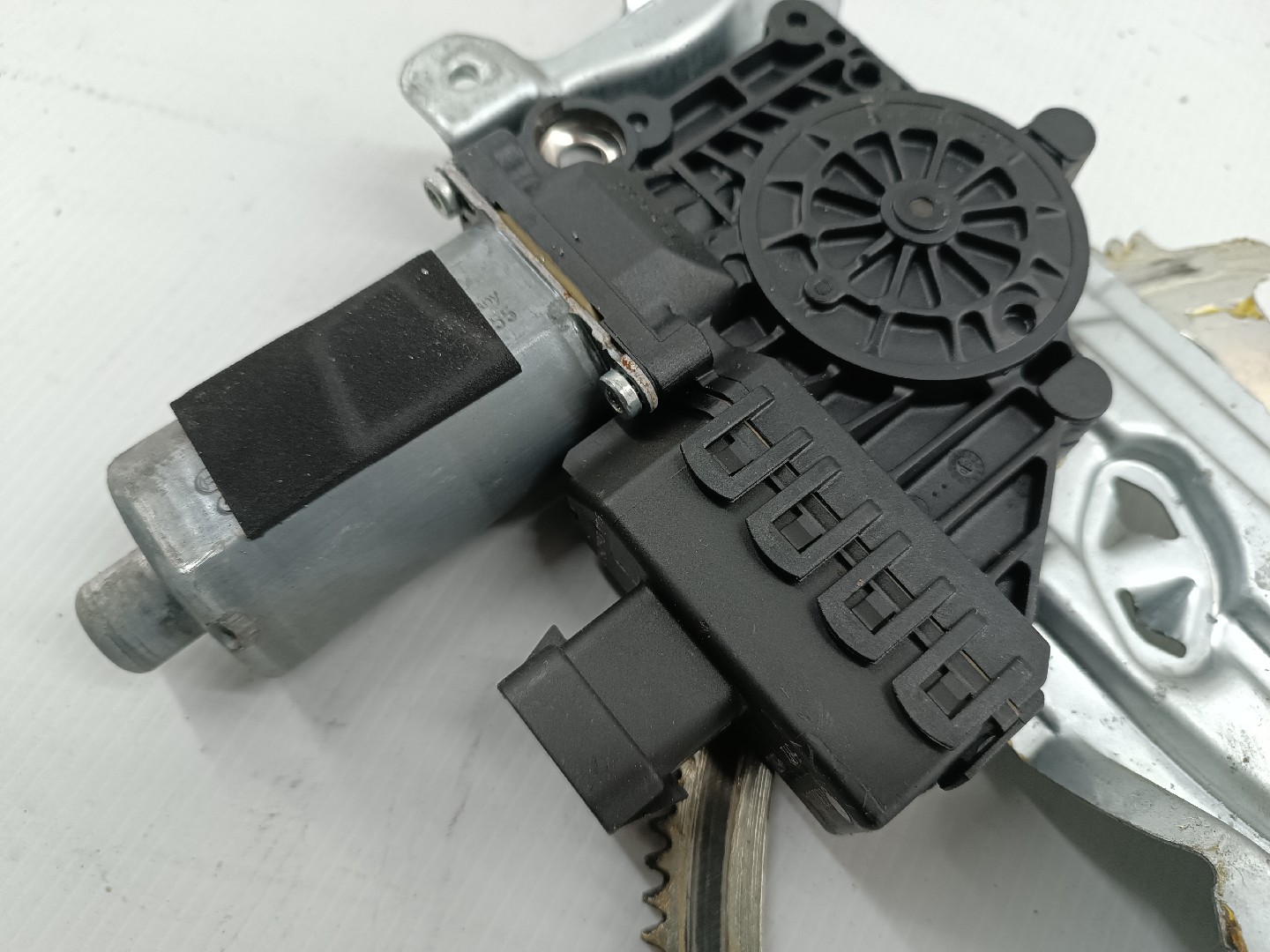 Motor e elevador de vidro frente direito OPEL ZAFIRA / ZAFIRA FAMILY B (A05) | 05 - 19 Imagem-2