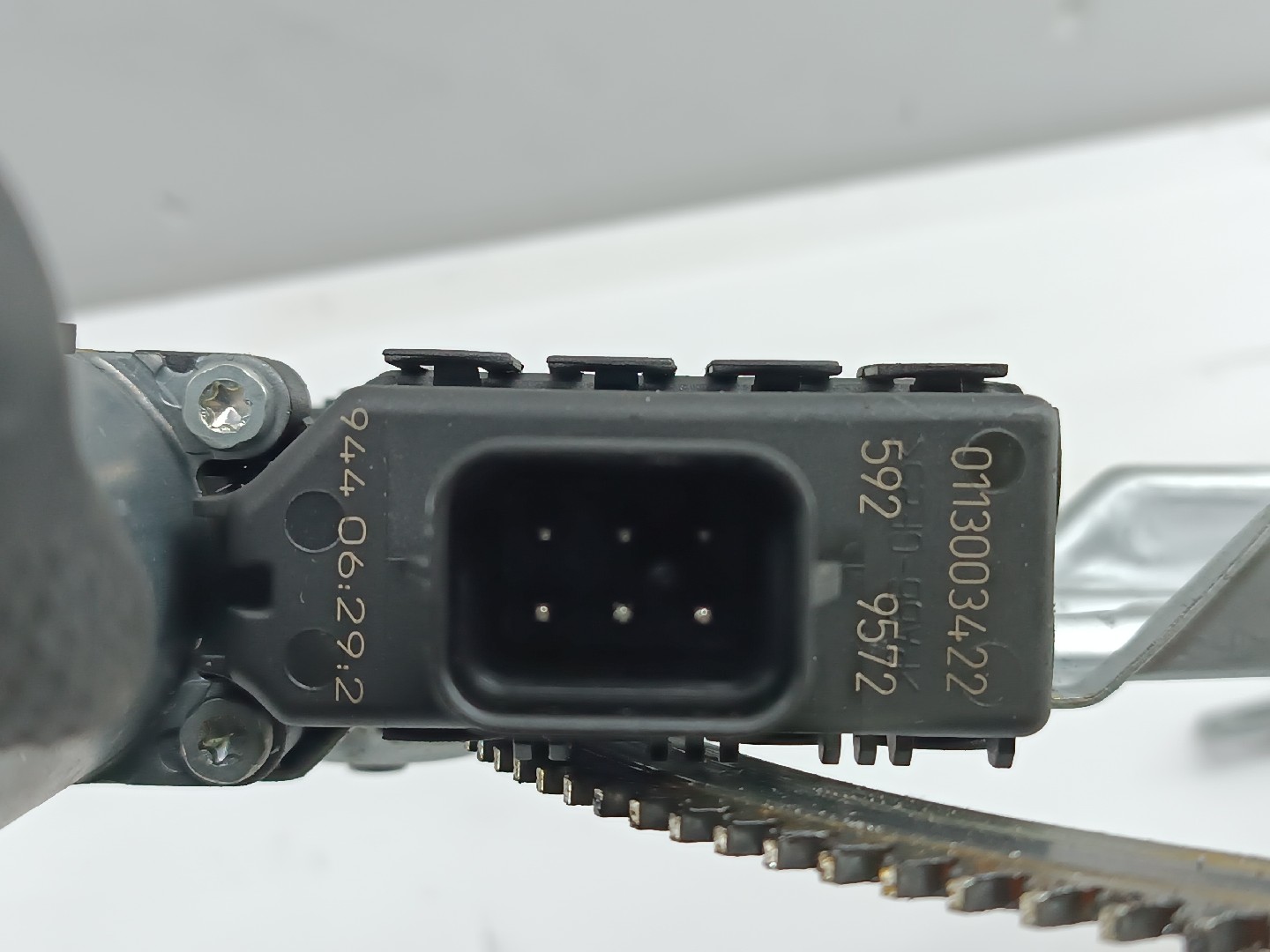 Motor e elevador de vidro frente direito OPEL ZAFIRA / ZAFIRA FAMILY B (A05) | 05 - 19 Imagem-3