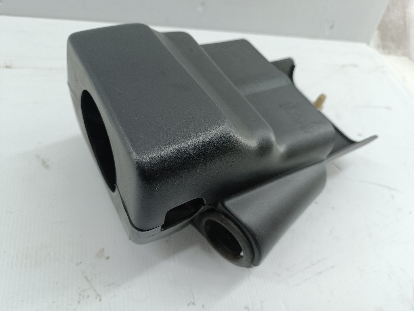 Revestimento da coluna de direção MITSUBISHI LANCER IV Hatchback (C6_A, C7_A) | 88 - 94 Imagem-4