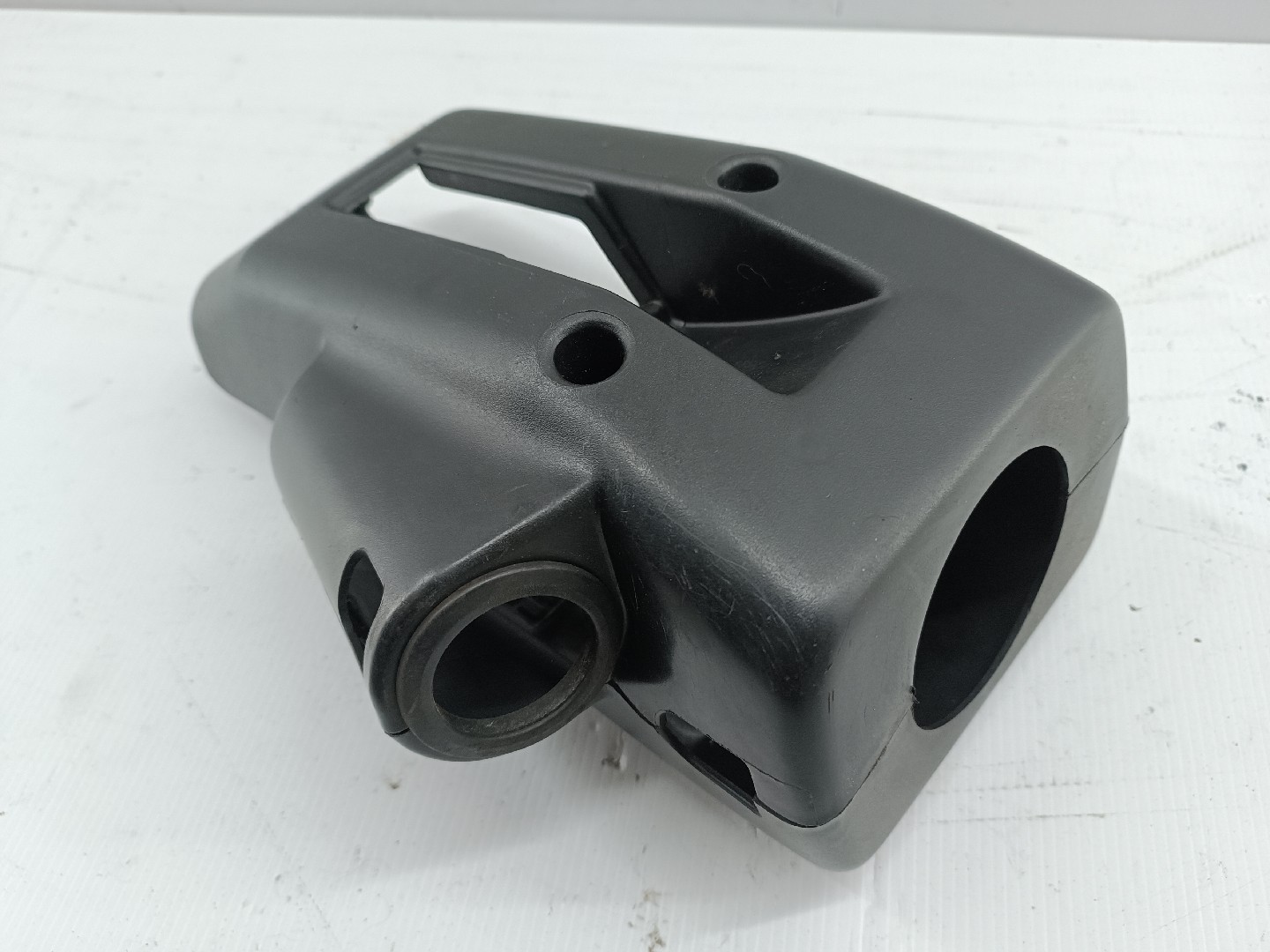 Revestimento da coluna de direção MITSUBISHI LANCER IV Hatchback (C6_A, C7_A) | 88 - 94 Imagem-5